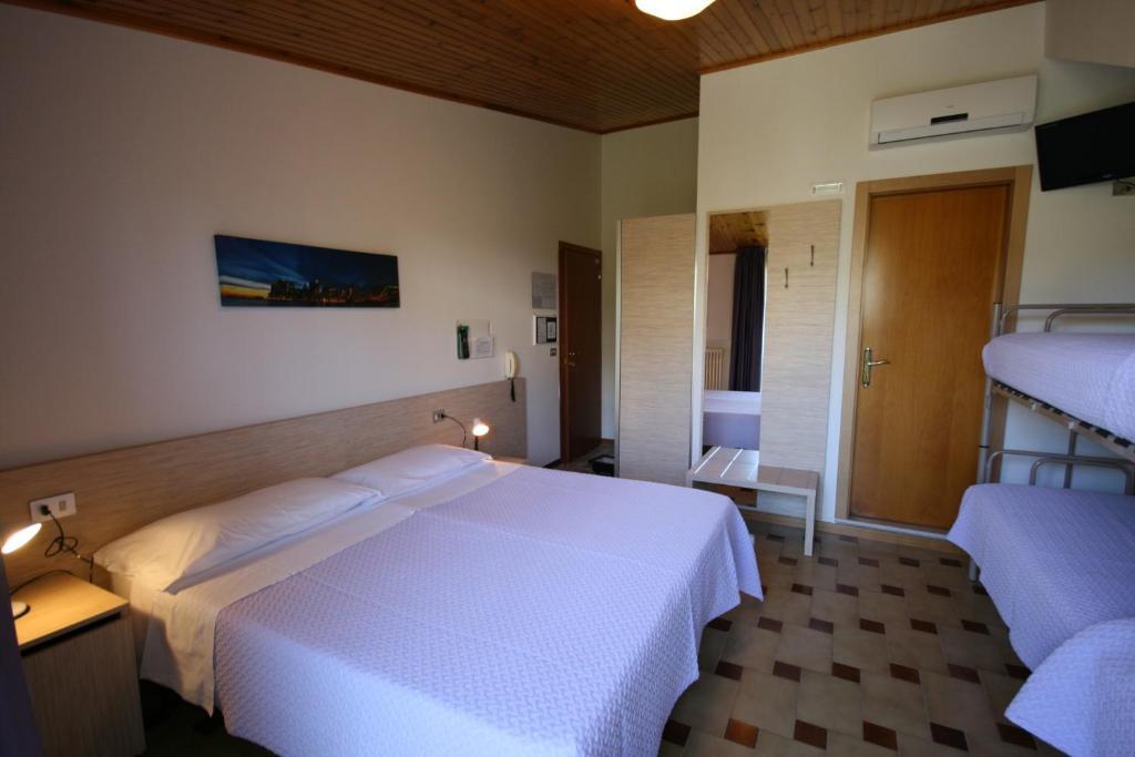 Albergo Centopini Gemmano Rom bilde